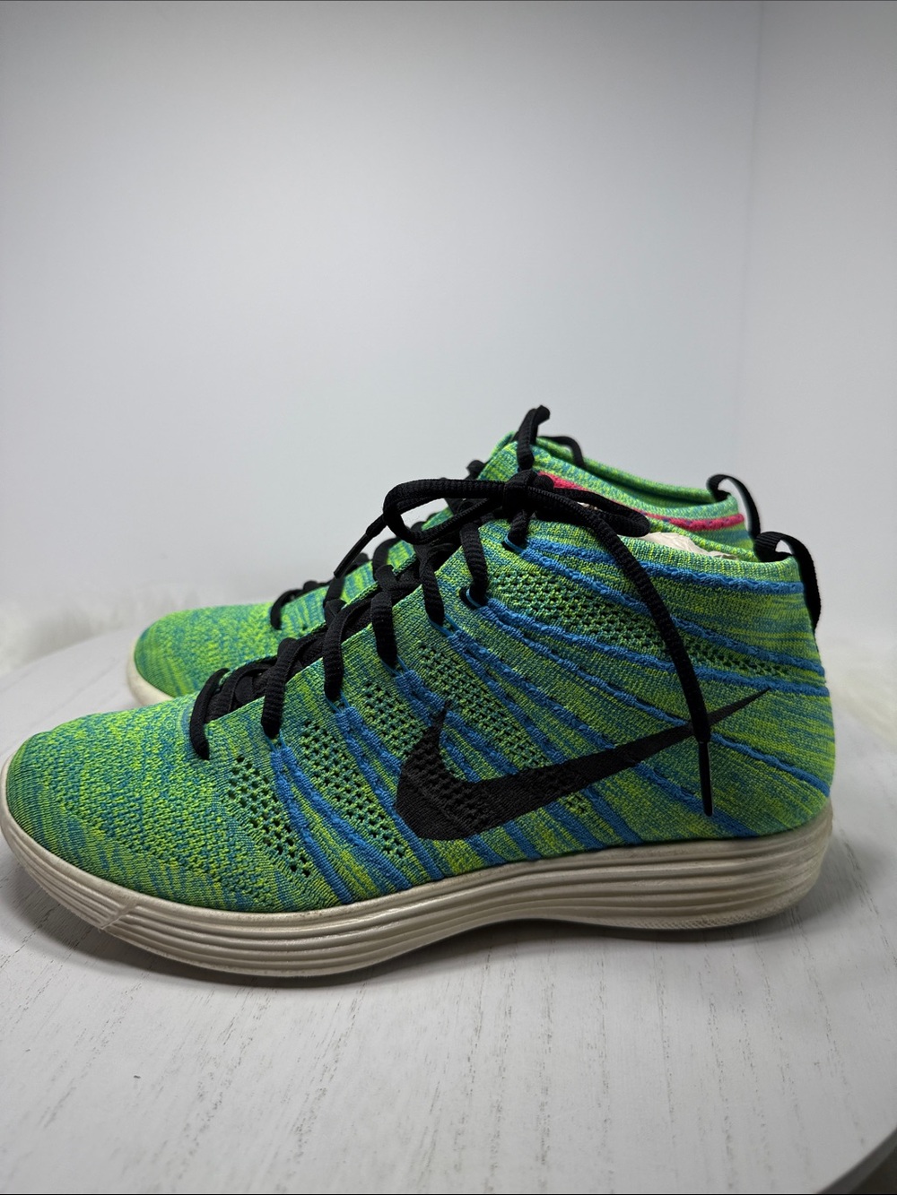 Nike Men's Flyknit Sneakers in Neon Green, Blue, Black - Picture 4 of 11